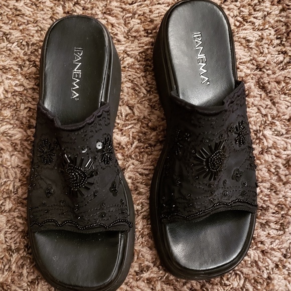 Wedge shoes - Picture 1 of 2